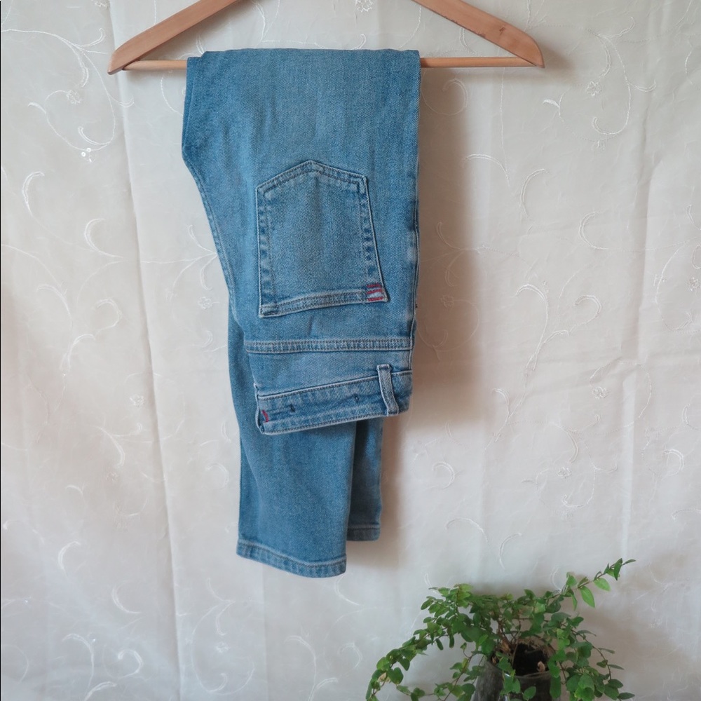 BDG Girlfriend Jean